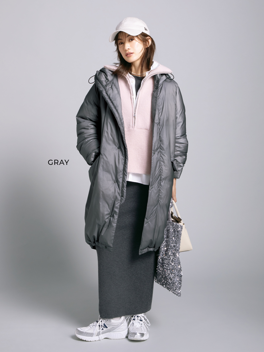 徳原文子×レミ レリーフの【Marisol別注】超軽量ナイロンアウトドアダウンロングJKTフーディーコーデ