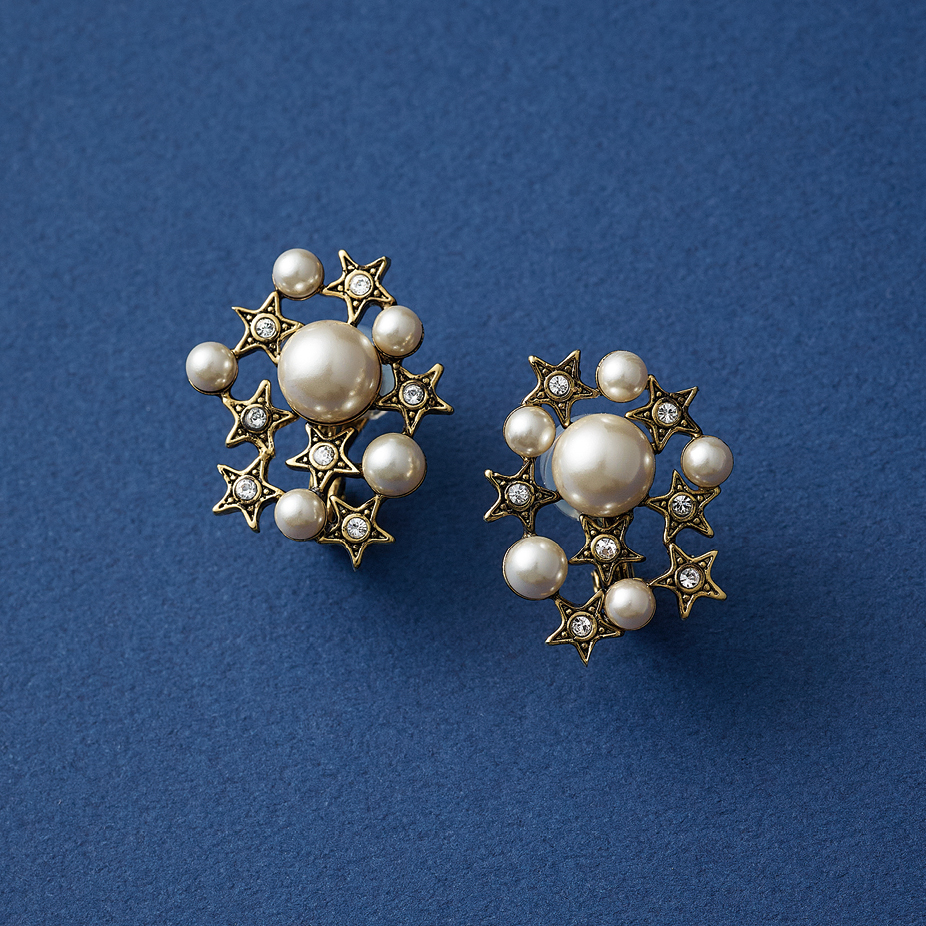 アデル ビジューのTINY STAR grigri pearl pierce