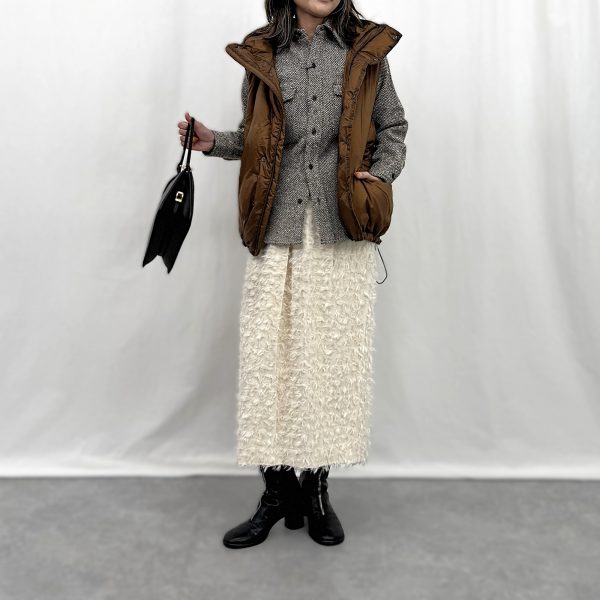 一枚で何通りも！REMI RELIEFのダウンベスト着回しコーデ術【40代ファッション】