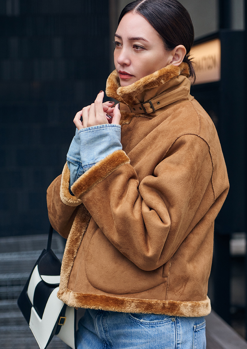 軽くてあったか♡「映えアウター」を手に入れる