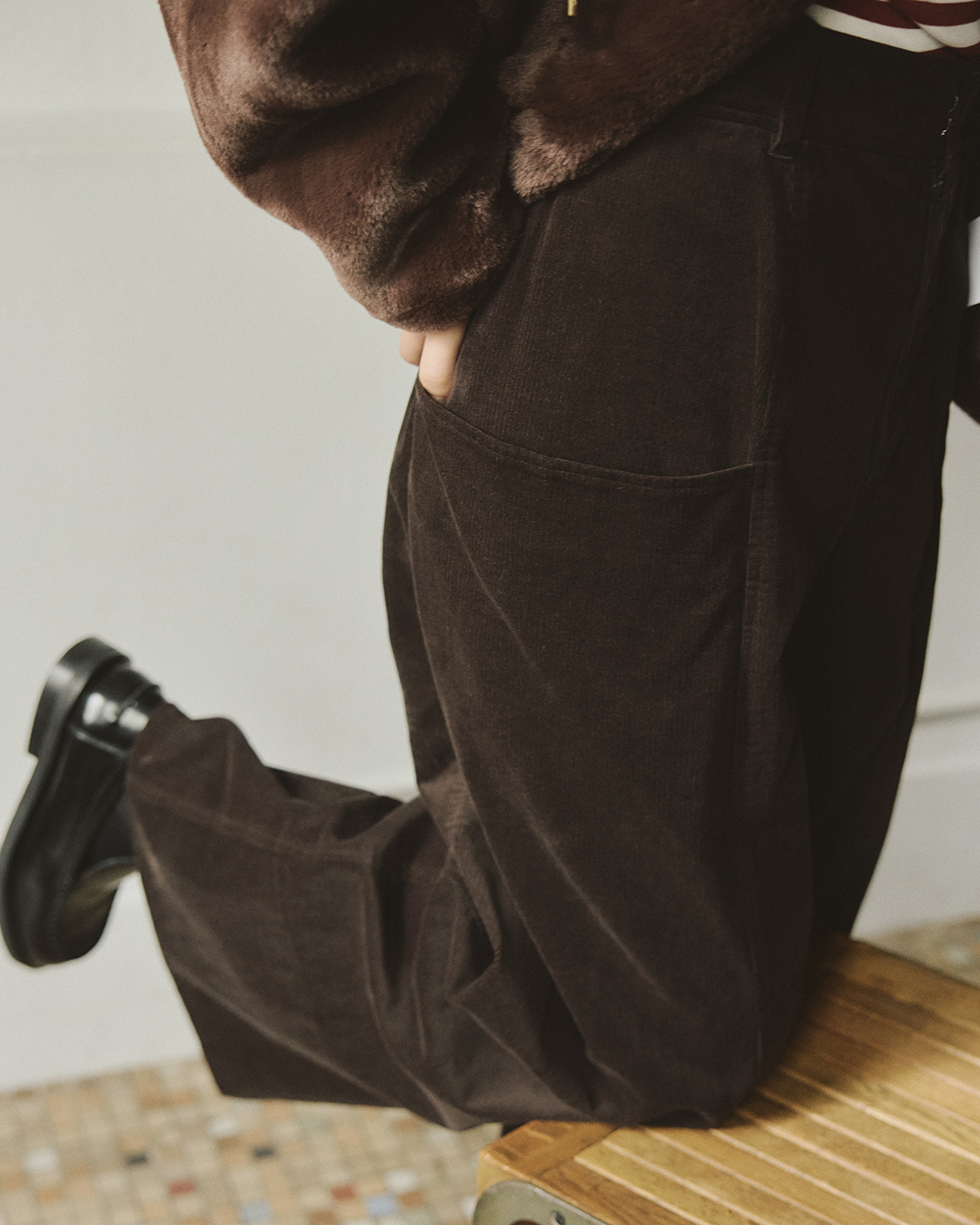 【suadeo】 進化系コーデュロイパンツで冬の着ぶくれゼロ宣言！| GOOD THINGS Vol.90