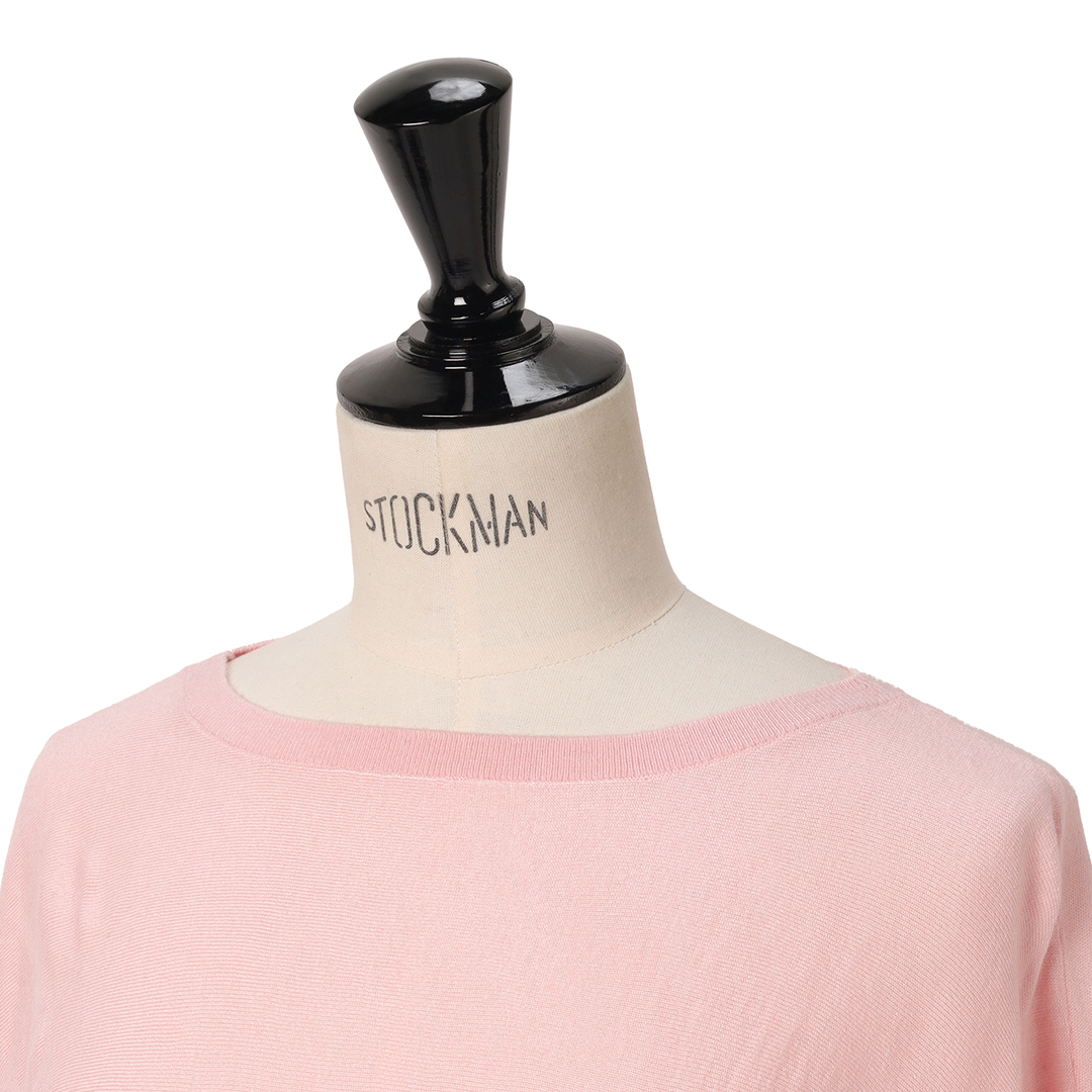 エムセブンデイズの【洗える】すっきり見えドルマンニットサブカット