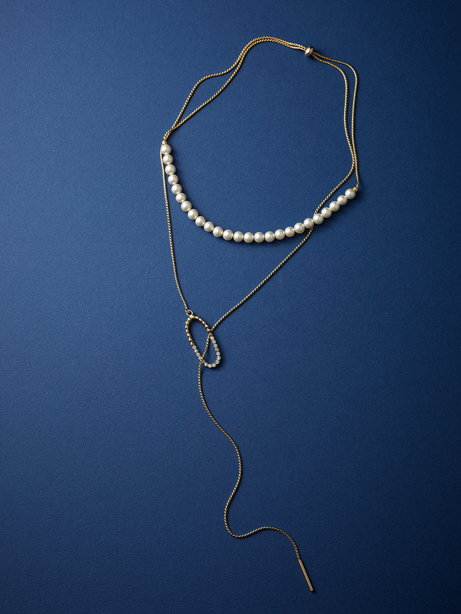 アデル ビジューのCUTSTEEL sparkle pearl raliet