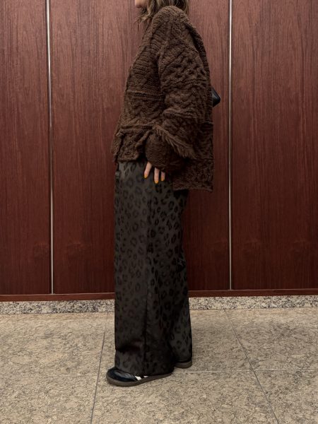 E by eclat
イーバイエクラ
レオパードジャカードパンツ
￥19,800（税込）
カラー：ブラウン、ネイビー