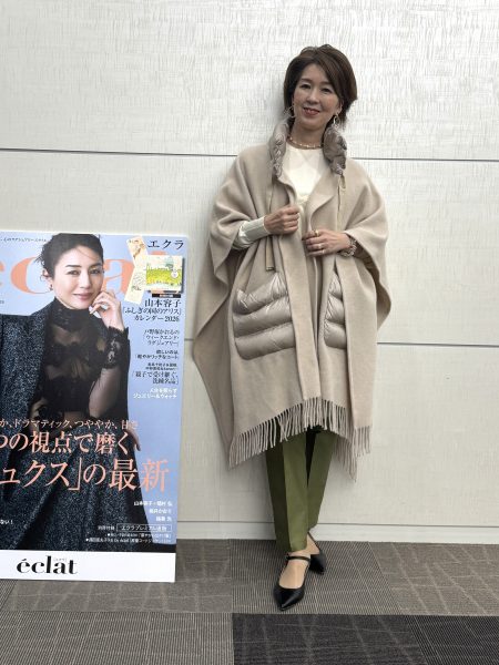 HERNO イーバイエクラダウン使いカシミヤ混ケープ￥209,000（税込）カラー：ベージュ