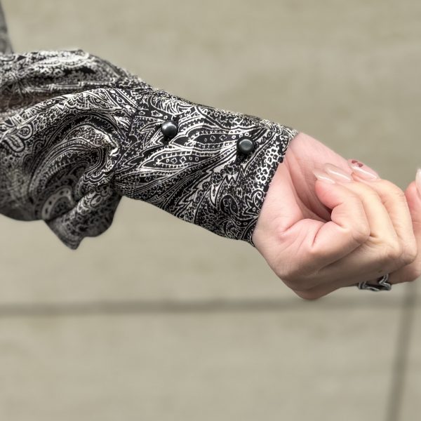 L’UNE×eclat【別注】ベルトつきプリーツドレス￥85,800