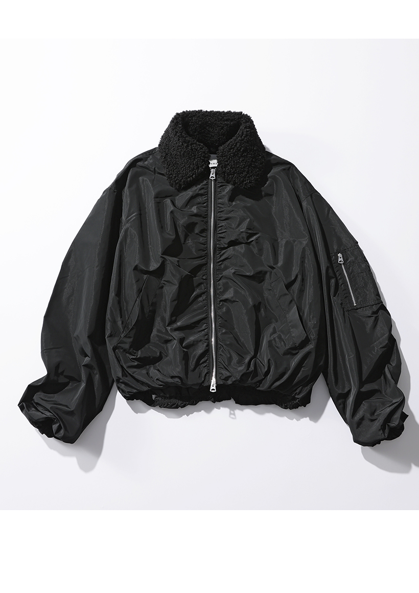 軽くてあったか♡「映えアウター」を手に入れる