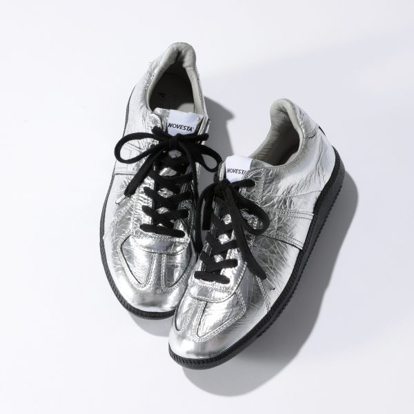 冬コーデに抜け感♡「大人のコート＋スニーカー」10STYLE