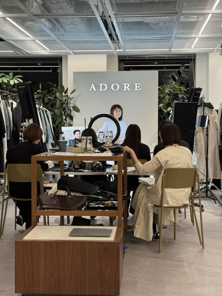 【エクラ 華組　鈴木たま江さん】『ADORE×eclat 』別注コラボアイテムの魅力＆コーデをご紹介