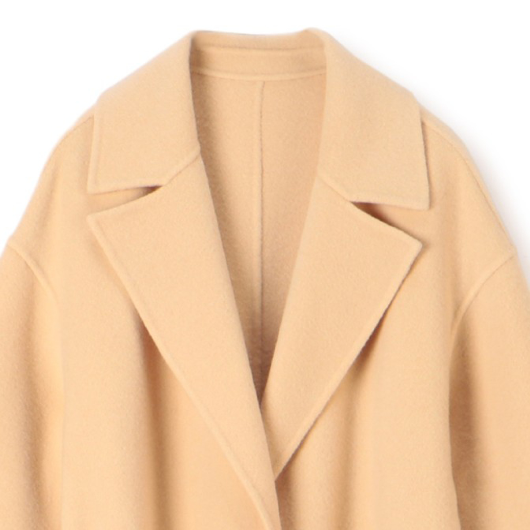 エムセブンデイズのふわ軽リバーロングコートZOOM!