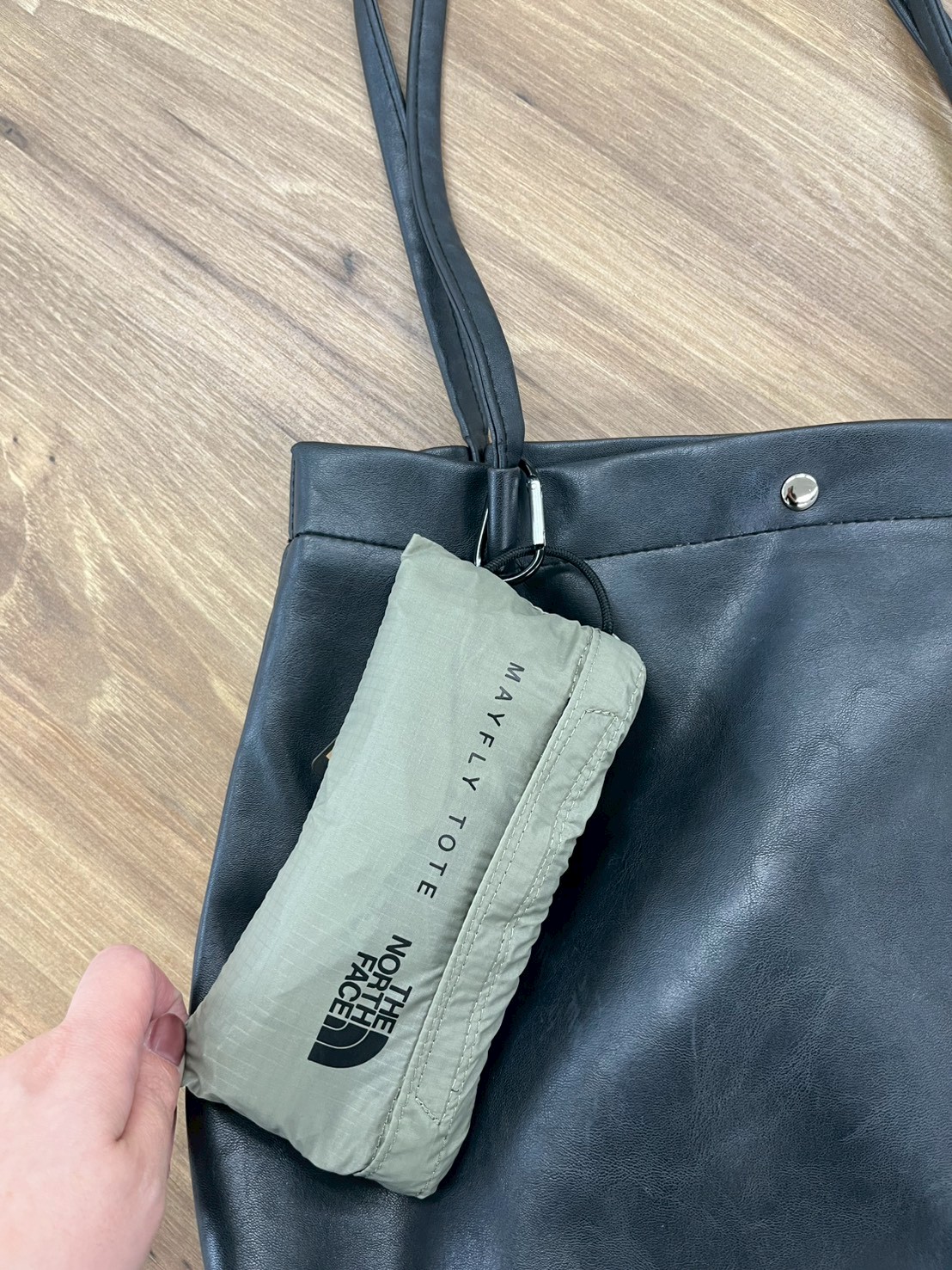 軽くて、たためて、頼れる！THE NORTH FACEの名品トート「Mayfly Tote」徹底解説#LEEマルシェ