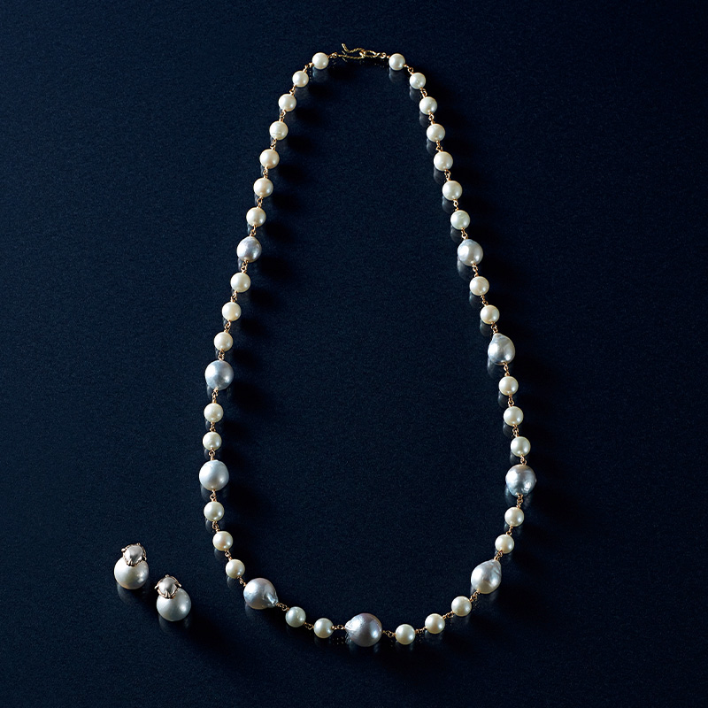 「ボン マジックの白蝶パールネックレス＆ピアス」50代からの名品ジュエリー éclat2026年1月号特集