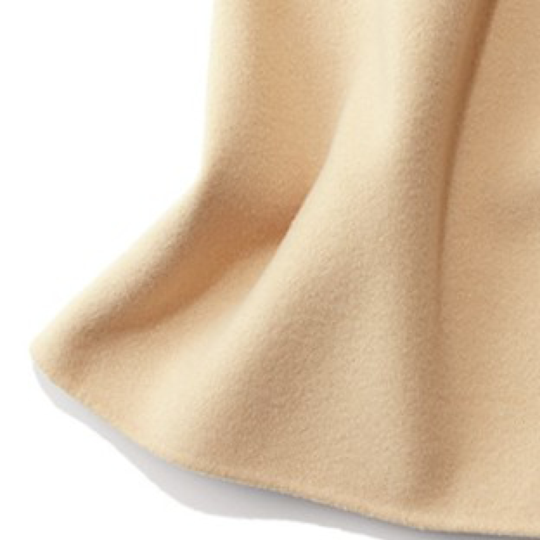 エムセブンデイズのふわ軽リバーロングコート Fabric　feel