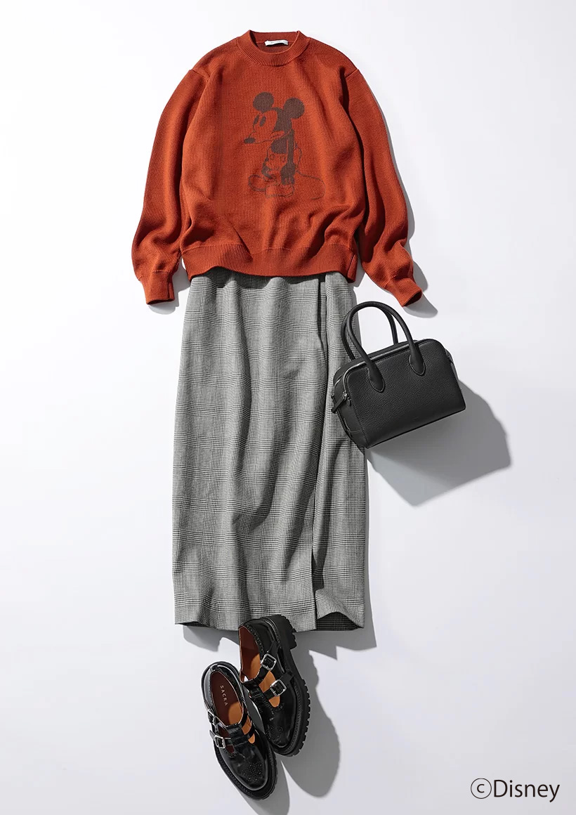 ワンツーコーデで決まる「今年顔ニット」さえあれば