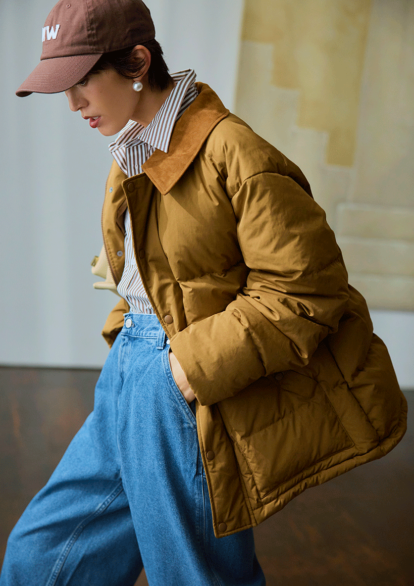 Shinzone
SUEDE COLLAR DOWN JACKET