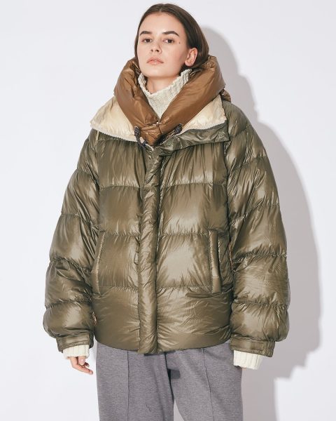 beautiful people×NANGA

NANGA multilayerring down vest blouson

￥165,000