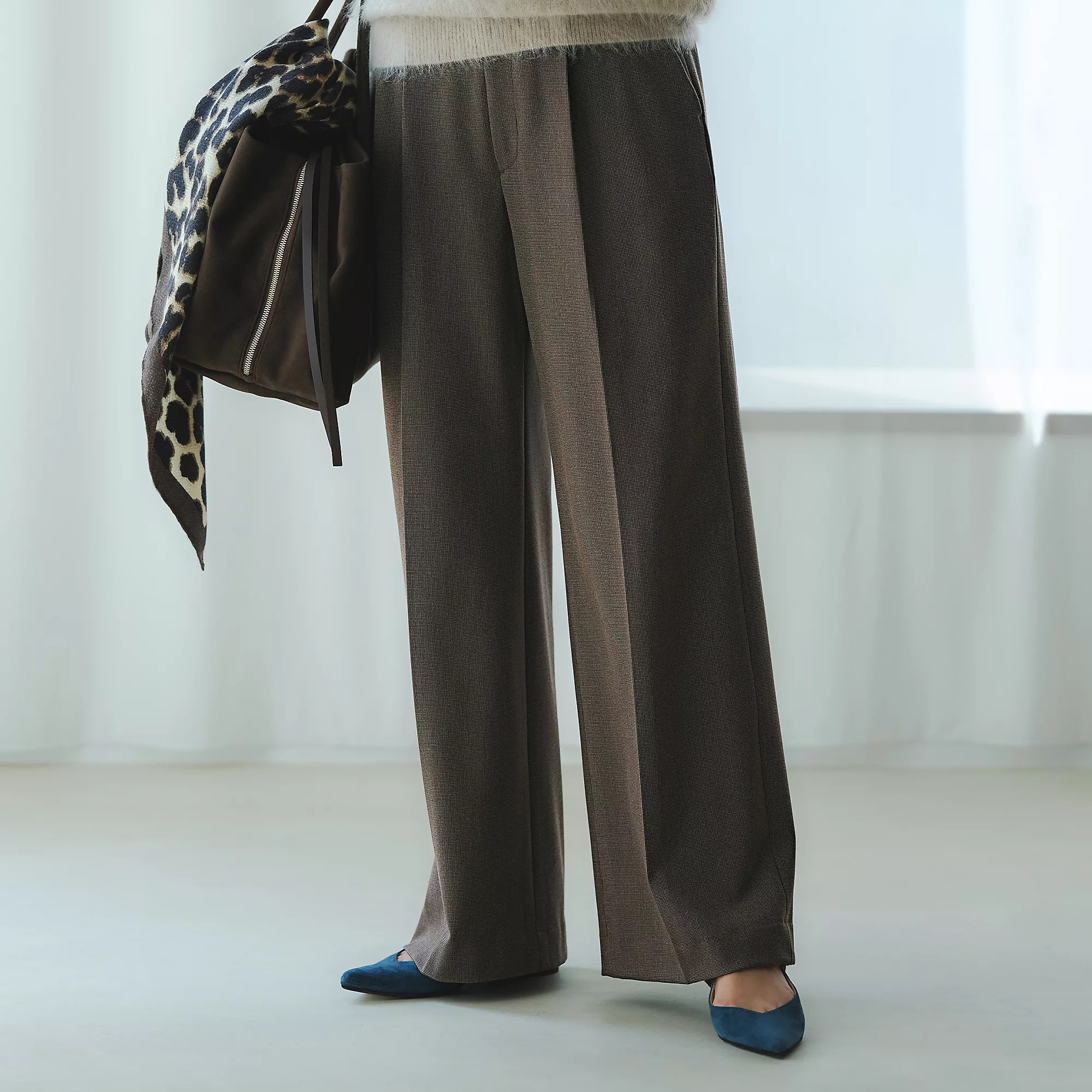 M7days裏起毛セミワイドタックパンツ