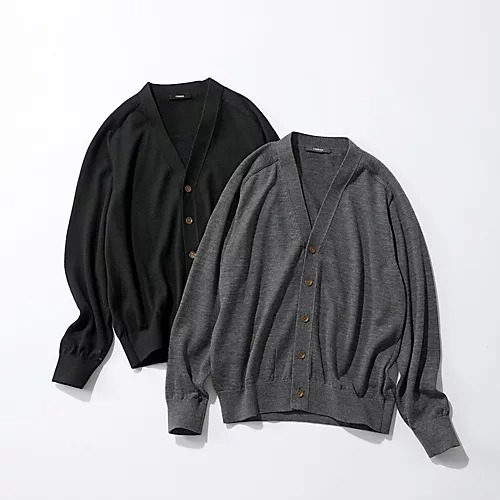 UMEDA
12GG V NECK CARDIGAN
￥39,600