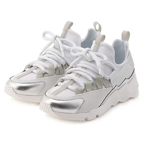 PIERRE HARDY
TREK COMET
￥114,400