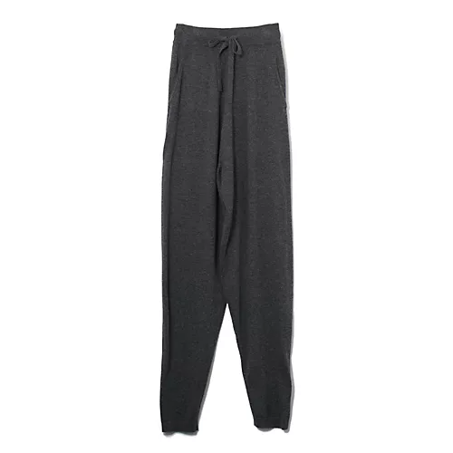 E by eclat
【斉藤くみさんコラボ】カシミヤ混ニットパンツ
￥24,200