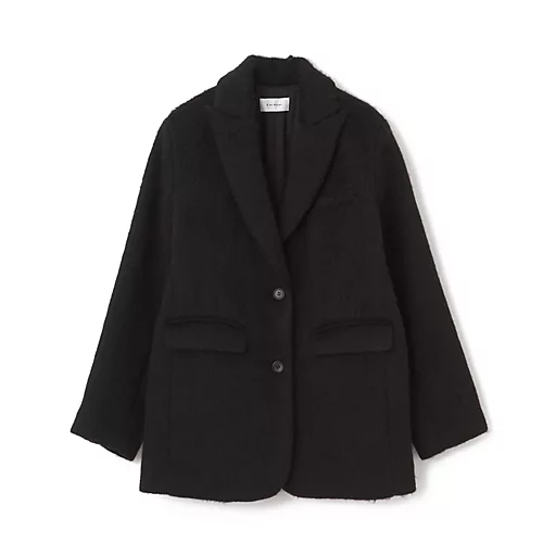 【50代 ファッション】軽さと暖かさを両立！真冬まで使えるアウターコーデ5選