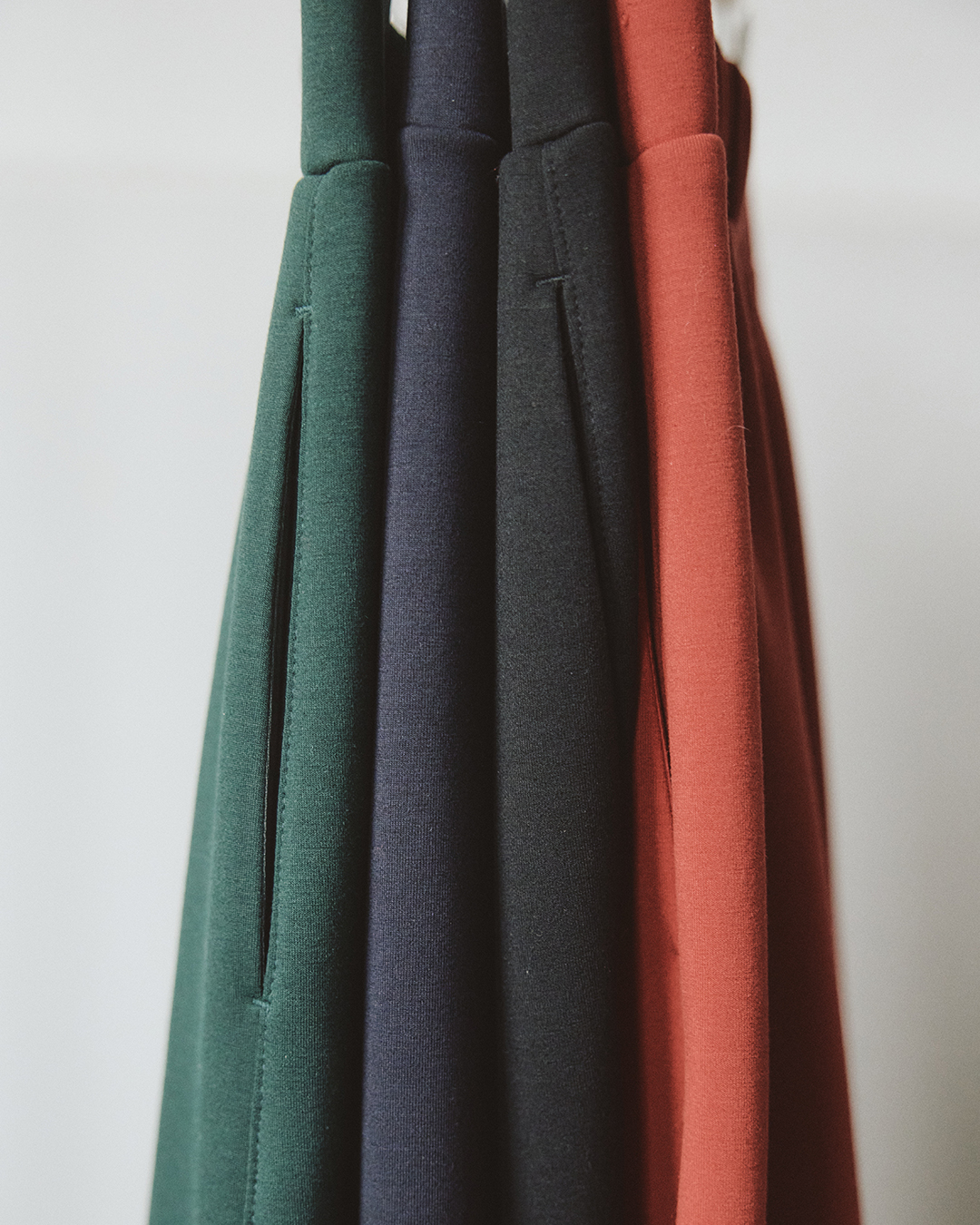 【suadeo】 ダンボールスカートで冬更新！大人の色ち買い名品| GOOD THINGS Vol.92