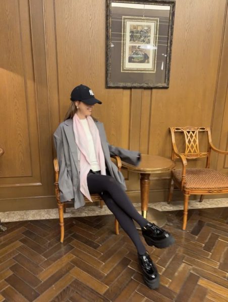 【エクラ 華組　倉爪佐和さん】eclat premium通販　カシミヤ三角ストールのセルフスタイリング企画に参加