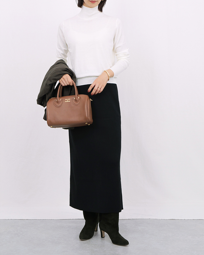 ＼通勤から週末まで使える！／スタッフの推しニット14コーデ 【40代ファッション】