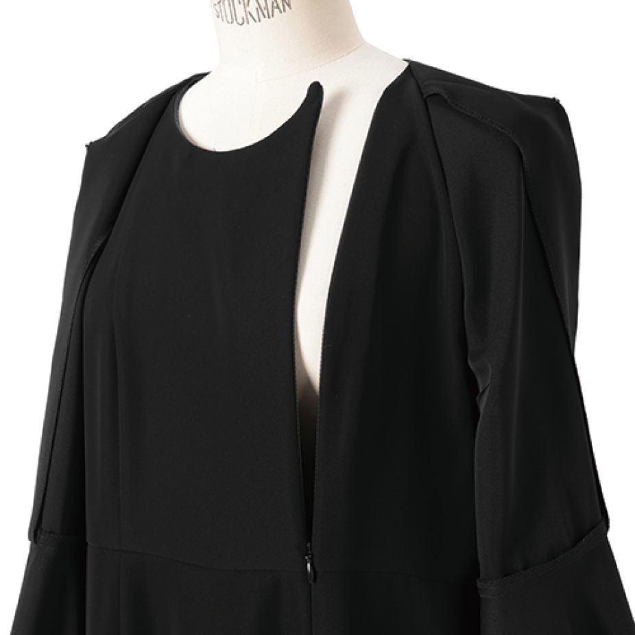 カエンのフレアジャケットセットワンピース close up!