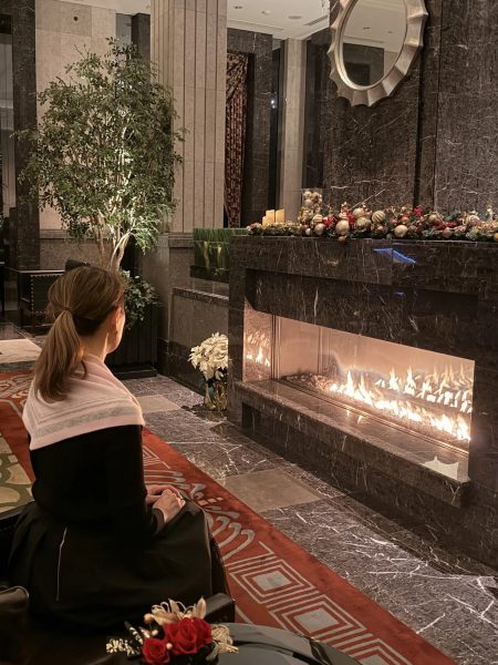 【エクラ 華組　倉爪佐和さん】eclat premium通販　カシミヤ三角ストールのセルフスタイリング企画に参加