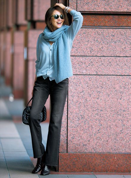 SURT×エクラ別注「毎日はきたいストレッチデニム」誕生！ éclat2026年2・3月合併号特集