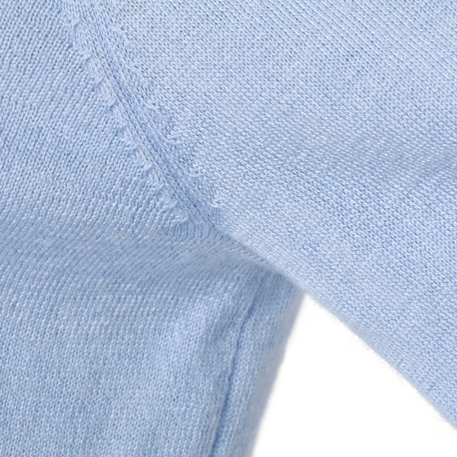 エムセブンデイズのフェイクポケットつきカーディガン Fabric　feel