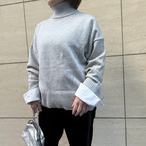 SLOANE×eclat【宮崎桃代さん別注】カフスつきダンボールプルオーバー¥22,000