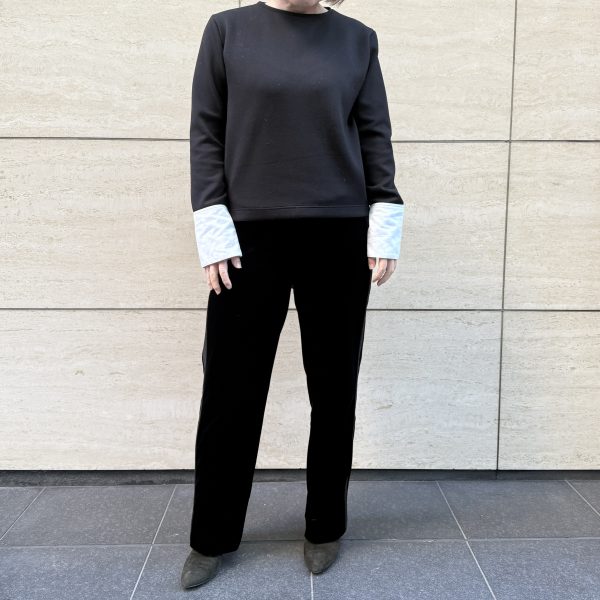 SLOANE×eclat【宮崎桃代さん別注】カフスつきダンボールプルオーバー¥22,000