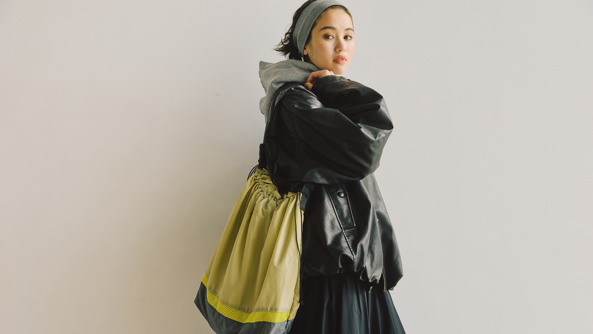 【suadeo × CARIBOU MOUNTAINEERING】 旅やジムにも！完全別注の3WAYバッグで春を先取り | GOOD THINGS Vol.94