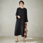 <span class="title">Kaeneのブラックドレスが万能すぎる！ あらゆるフォーマルシーンに対応</span>