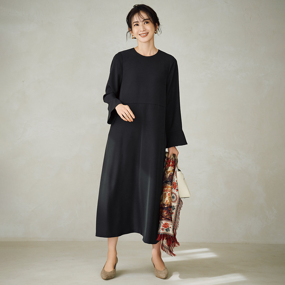 Kaeneのブラックドレスが万能すぎる！ あらゆるフォーマルシーンに対応