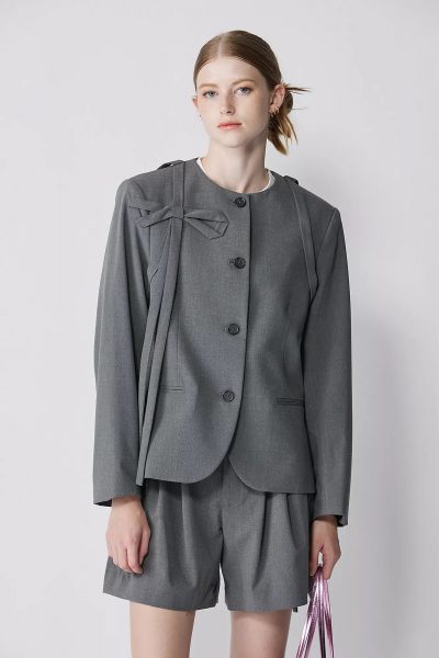 SANDY LIANGKALLO JACKET￥132,000 ￥72,600（税込）（45％OFF）