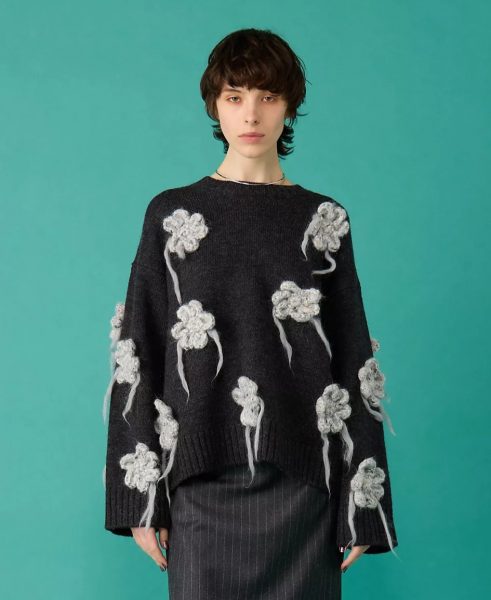 GANNI

Flower Crochet Sweater

￥106,700
