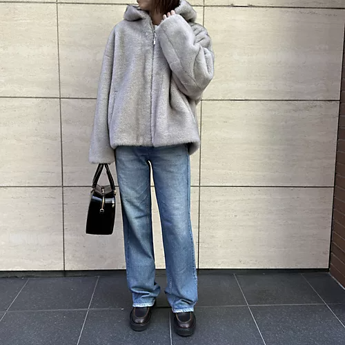 
STUDIO AR
フェイクファーリバーシブルジャケット
￥75,900