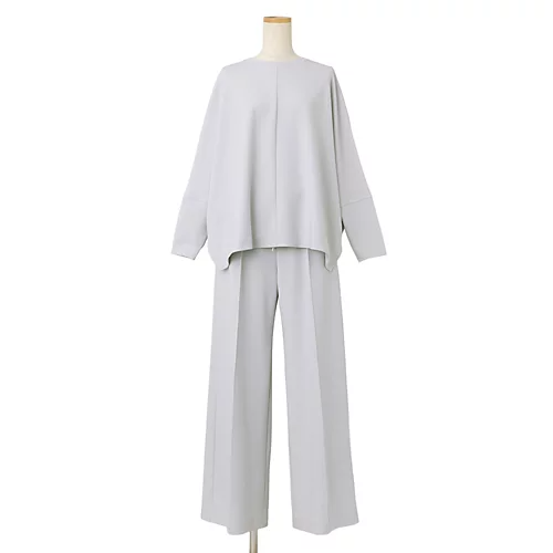 ADORE×eclat【別注】マットストレッチジャージートップス¥30,800