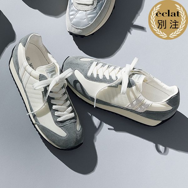 【50代 スニーカー】クリーンカラーの春スニーカー3選 éclat premium2026年3月号特集