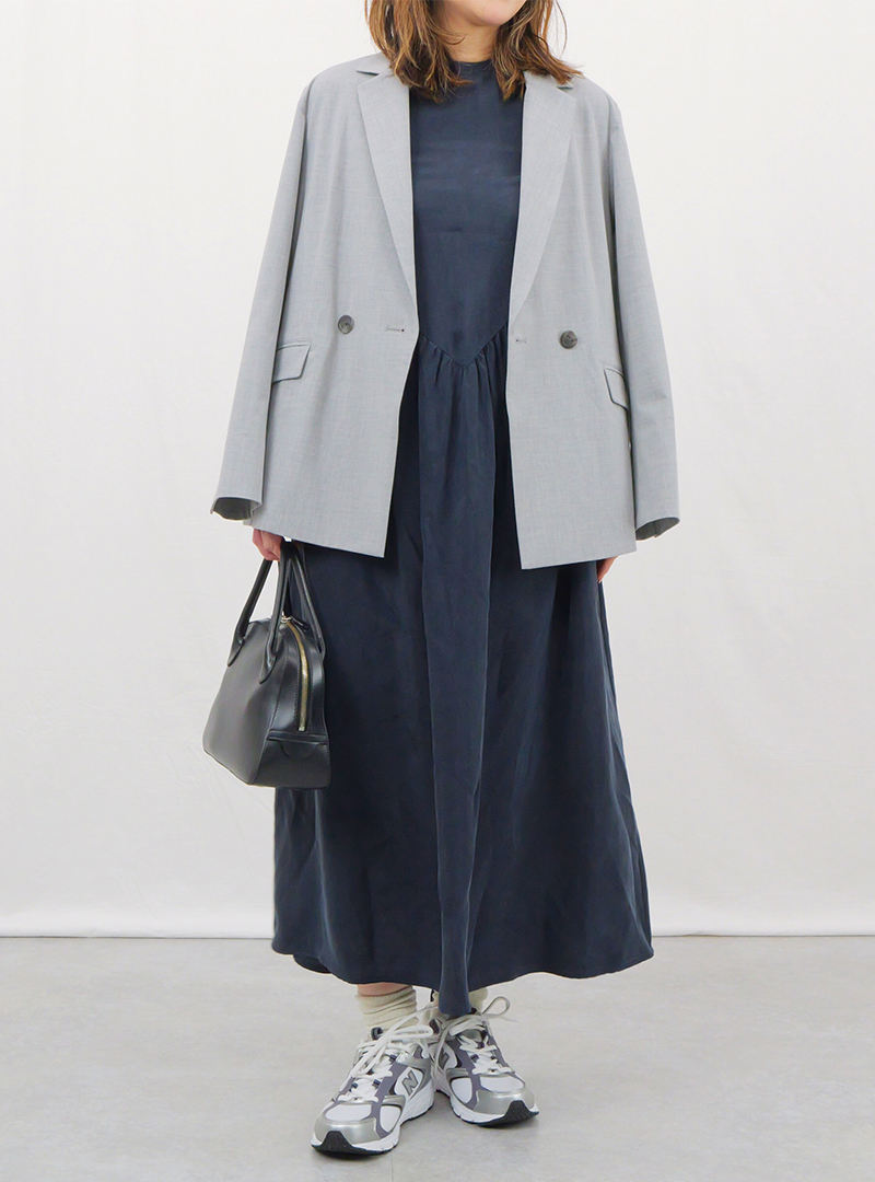 大人カジュアルは“スニーカー次第”【40代ファッション】