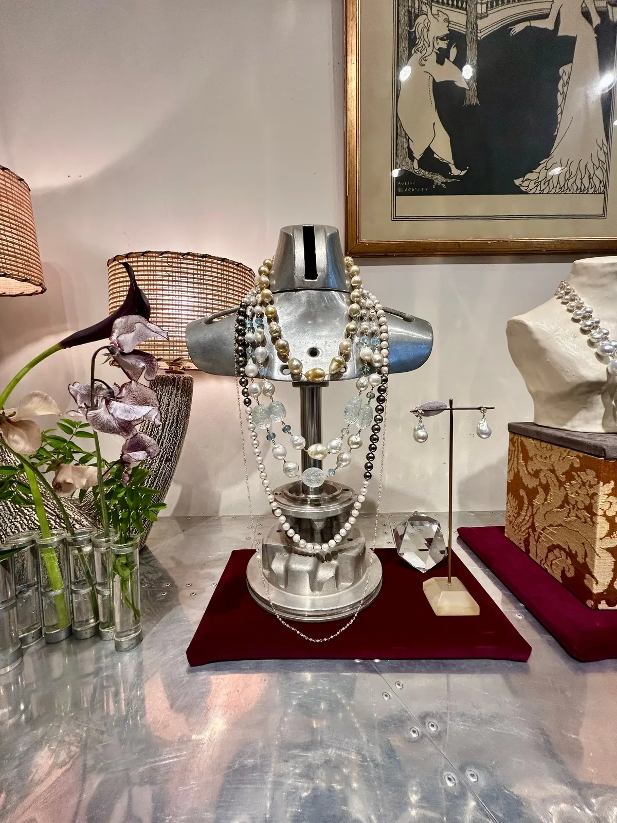 50代 ファッション】売れ続けるのは理由がある！「ボン マジック」の白