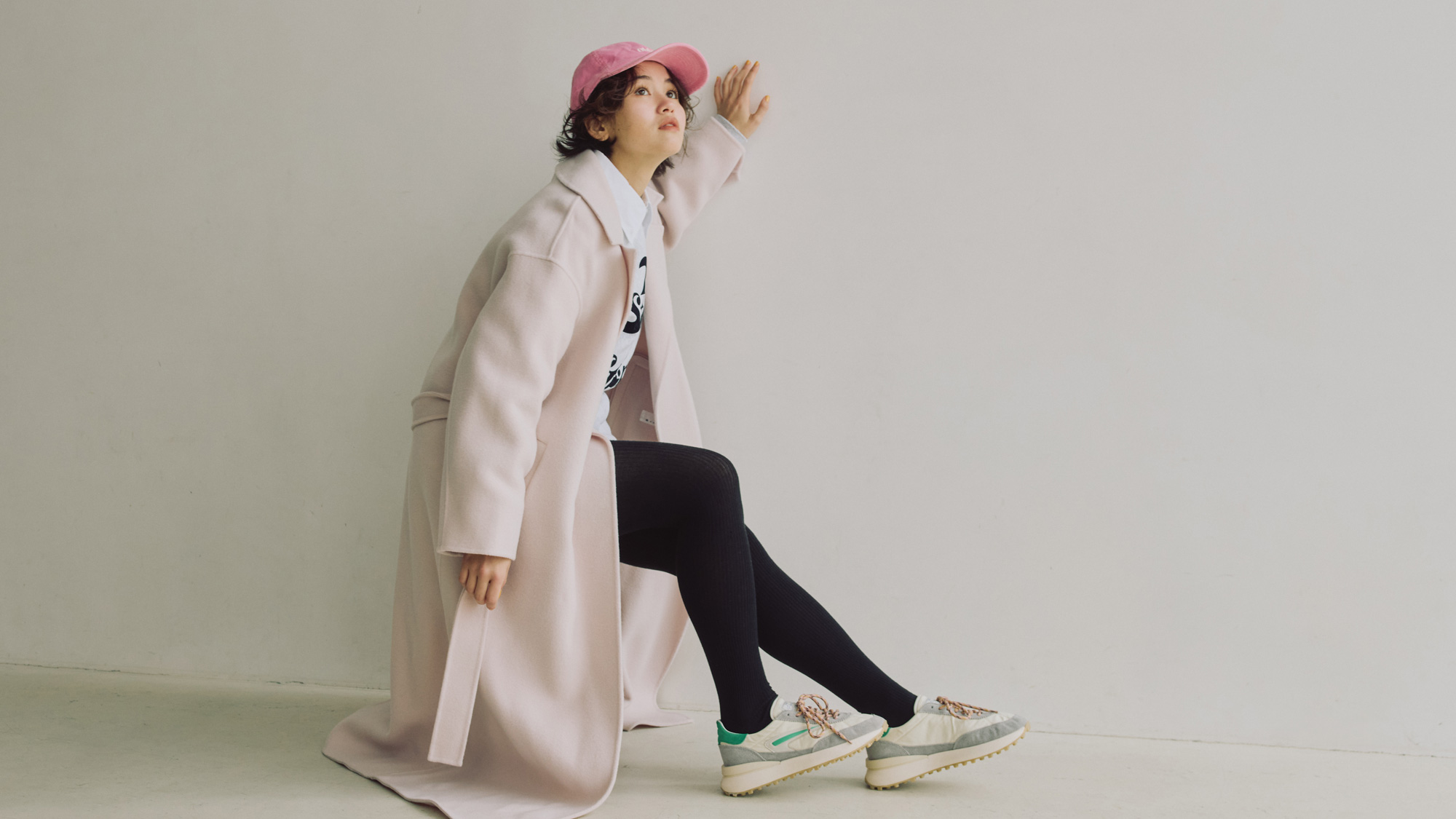 【D.A.T.E.】 大人スニーカーの決定版！ しかもピンクの替え紐付き | GOOD THINGS Vol.95