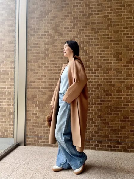 【エクラ 華組　根村麻里さん】E by eclat 「シルクカシミヤ混 浅Vネックニット」極上の肌触りと美しい光沢、重宝する一枚間違いなしです！