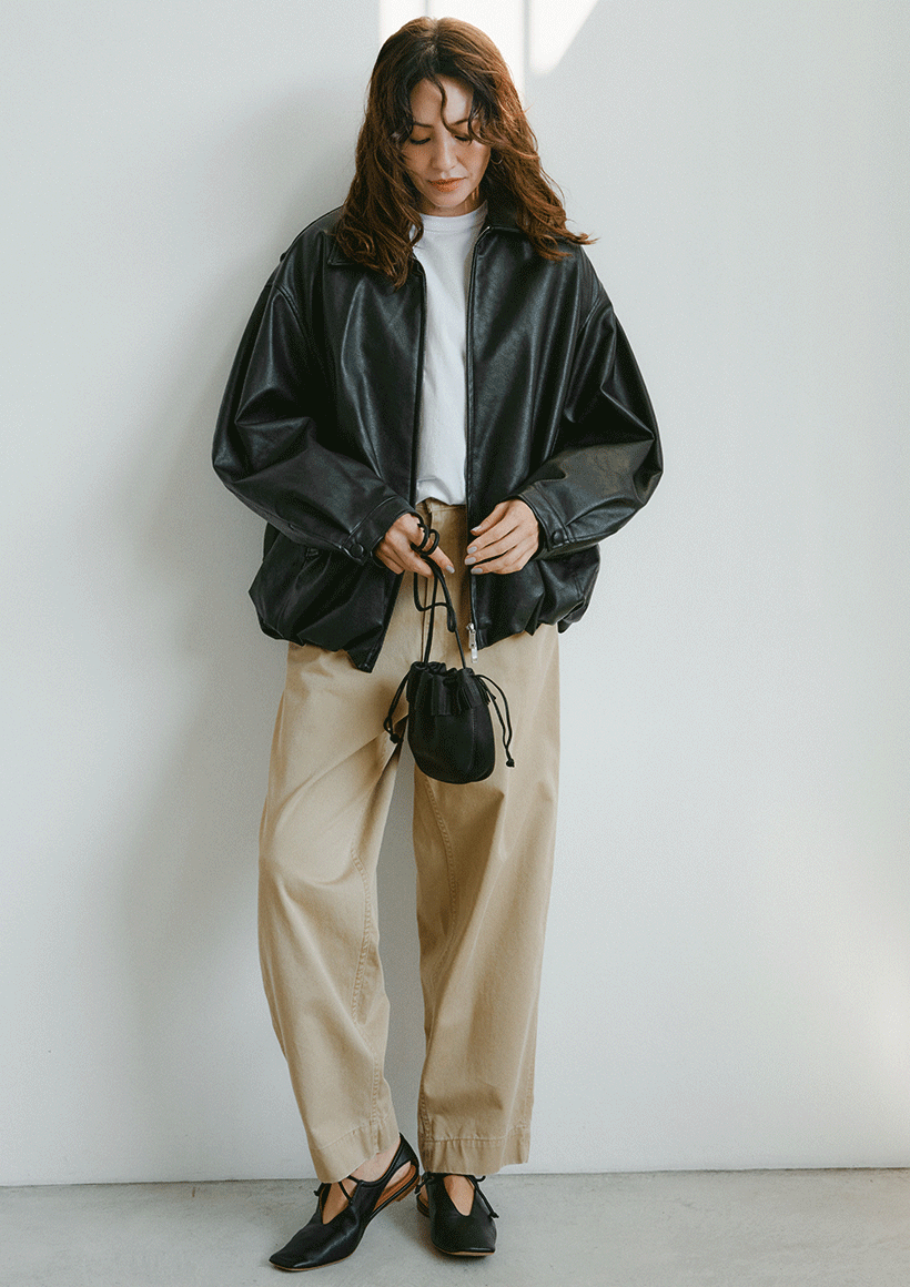 大人が欲しい新作パンツ&愛され定番パンツ……今はどう着るのが正解？