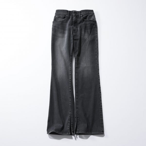 SURT×eclat【別注】ハイライズスリットフレアデニムパンツ￥31,900