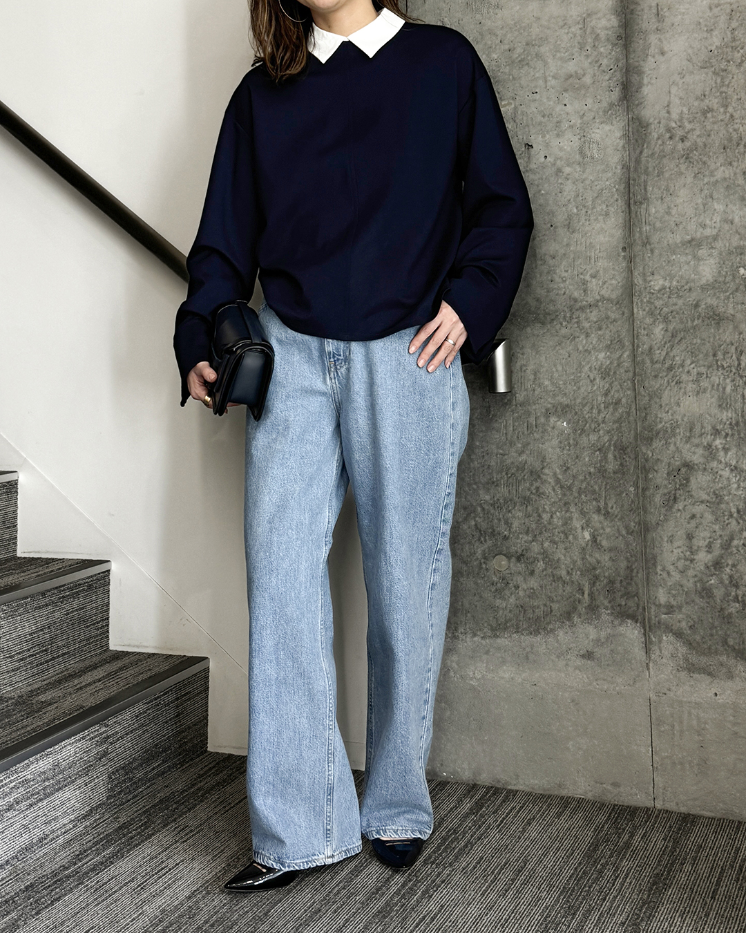 春に向けて準備したい「最旬ネイビー」アイテム＆コーデ【40代ファッション】