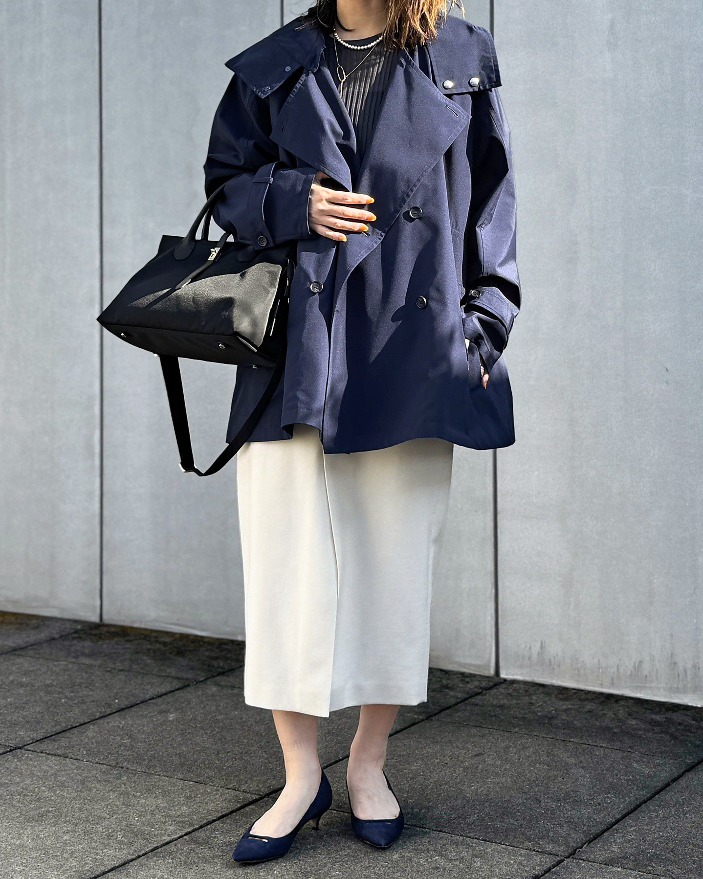 春に向けて準備したい「最旬ネイビー」アイテム＆コーデ【40代ファッション】